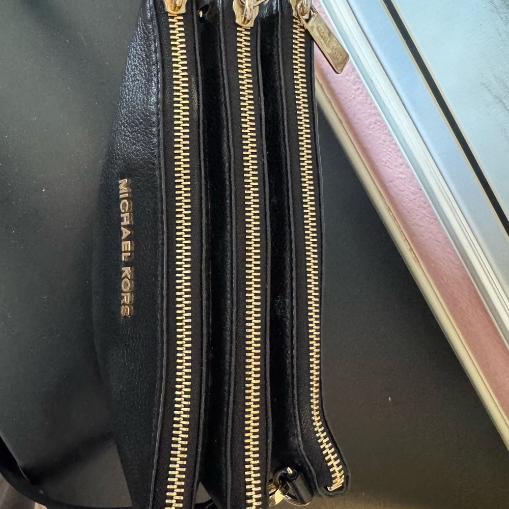 Michael Kors Crossbody Leather bag - Picture 4 of 16